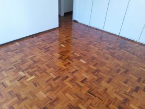 Resina a Base de Ureia e Formol. Cascolac.